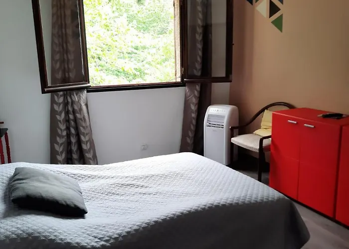 Vacancorse Maison U Canale Vakantiehuis Speloncato (Corsica)